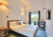 Esprit Libre Restaurant & Guest House