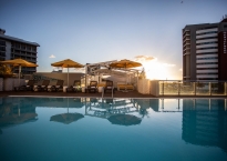 Hennessy Park Hotel