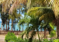 Villa Bienvenue Beach Front Residence