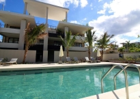 Element Bay Lux Beach Apartment